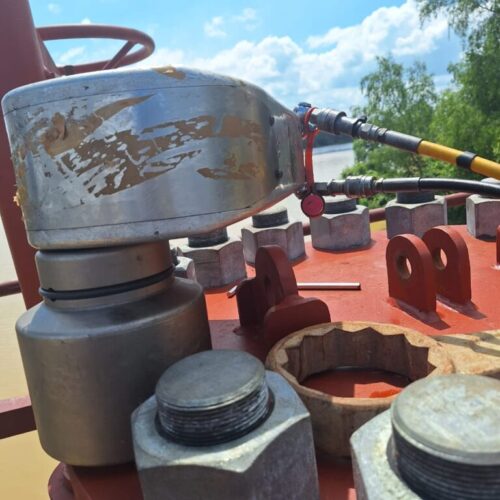 Project-Hydraulic-Torque-Wrench-12